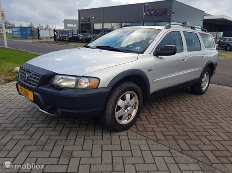 Volvo V70 Cross Country - 2.4 T Comfort Line - 1