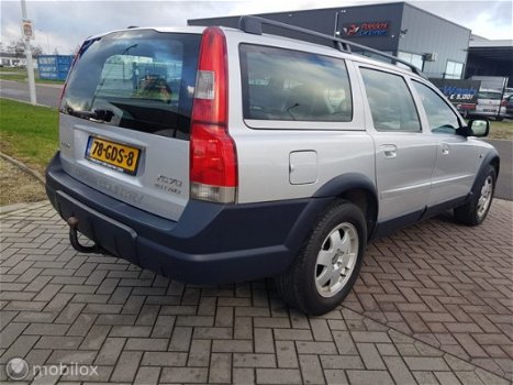 Volvo V70 Cross Country - 2.4 T Comfort Line - 1