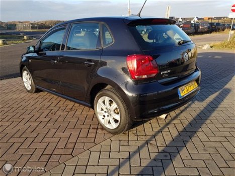 Volkswagen Polo - 1.4-16V Highline - 1