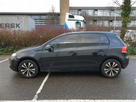 Volkswagen Golf - 1.4 TSI Highline Airco/Panoramadak/Navigatie/Parkeersensoren/Stoelverwarming/Apk - 1