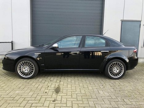 Alfa Romeo 159 - 3.2 JTS Q4 Distinctive - 1