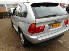 BMW X5 - 3.0D HIGH EXECUTIVE YOUNGTIMER BIJTELLINGSVRIENDELIJK LAGE KMSTAND X5 IS IN ZEER NETTE STA