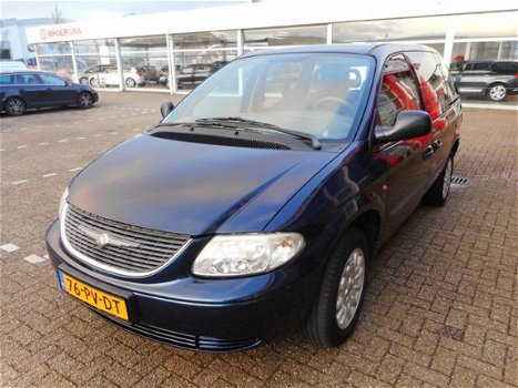 Chrysler Voyager - 2.4i SE NETTE MET MAAR 120.000 dzkm uniek - 1