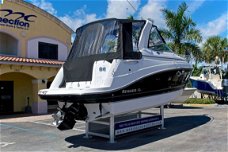 Rinker 262 Express Cruiser