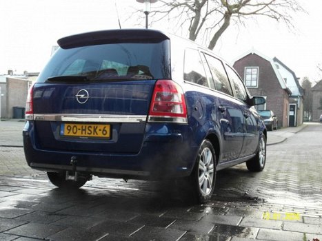 Opel Zafira - 1.8 Executive - 1