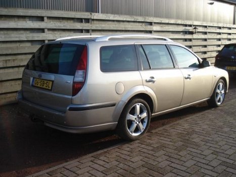 Ford Mondeo Wagon - 2.0 TDCi Platinum - 1