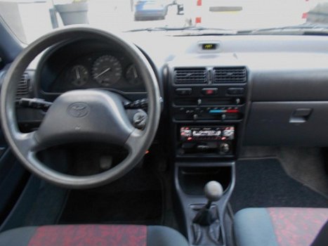 Toyota Starlet - 1.3 XLi STUURBEKRACHTIGING/ELEKTRISCHE-RAMEN/CENTRALE-DEUR-VERGRENDELING - 1