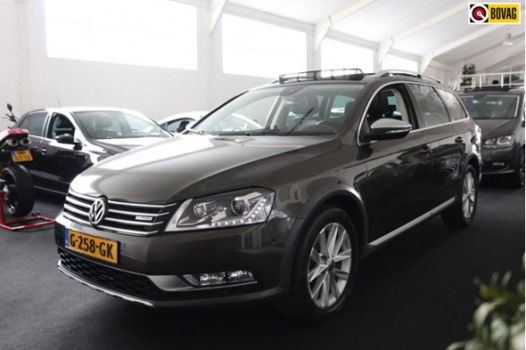 Volkswagen Passat Variant - 2.0 TDI Highline BlueMotion 4Motion ALLTRACK 4x4 DSG Aut Full Option 177 - 1