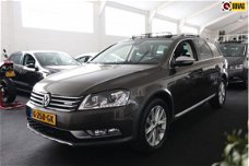 Volkswagen Passat Variant - 2.0 TDI Highline BlueMotion 4Motion ALLTRACK 4x4 DSG Aut Full Option 177