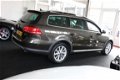 Volkswagen Passat Variant - 2.0 TDI Highline BlueMotion 4Motion ALLTRACK 4x4 DSG Aut Full Option 177 - 1 - Thumbnail