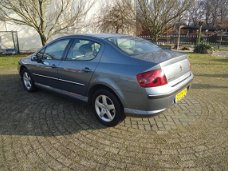 Peugeot 407 - 2.0-16V XR Pack