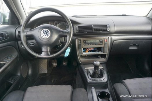 Volkswagen Passat Variant - 1.9 TDI H5 Trendline - 1