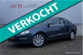 Volkswagen Passat - 2.0 TDI Highline - 1 - Thumbnail