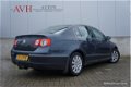 Volkswagen Passat - 2.0 TDI Highline - 1 - Thumbnail