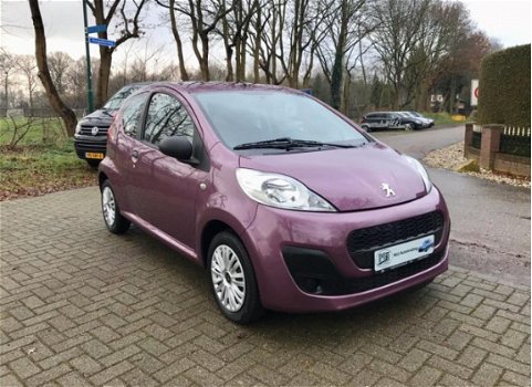 Peugeot 107 - 1.0 Access 86000 km . nieuwe apk - 1