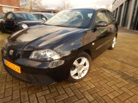 Seat Ibiza - 1.4-16V Trendstyle zeer lage km.stand 57.413km n.a.p.airco - 1