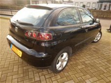 Seat Ibiza - 1.4-16V Trendstyle zeer lage km.stand 57.413km n.a.p.airco