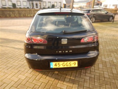 Seat Ibiza - 1.4-16V Trendstyle zeer lage km.stand 57.413km n.a.p.airco - 1