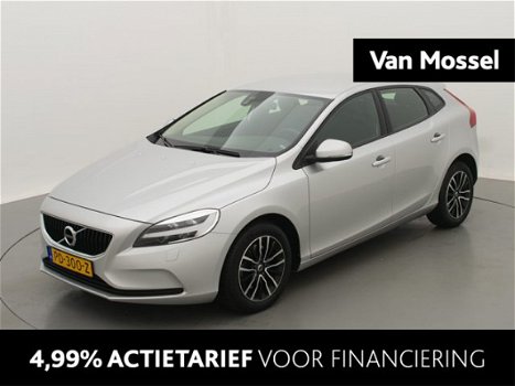 Volvo V40 - 2.0 T2 122PK Nordic+ (Nieuwstaat ) - 1