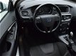 Volvo V40 - 1.6 D2 115PK Kinetic (Cruise/Pdc/Clima/Lmv) - 1 - Thumbnail