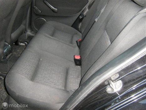 Volkswagen Golf - 1.6-16V Trekh Garantie, inruil mogelijk - 1