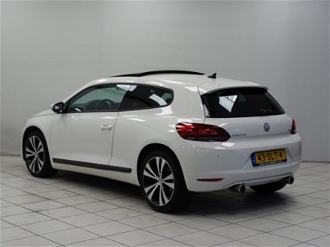 Volkswagen Scirocco - 1.4 TSI Edition Automaat Panoramadak Navigatie - 1