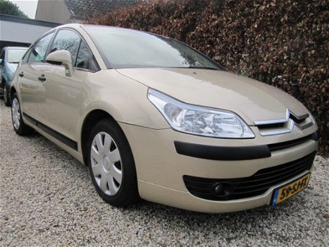 Citroën C4 - 1.4-16V Ligne Prestige - 1