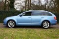 Skoda Octavia Combi - 1.4 TSI Greentech Elegance Businessline Automaat/Xenon/Pdc/Ecc/Navi/Panoramada - 1 - Thumbnail