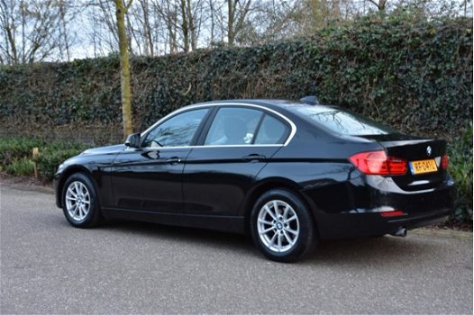 BMW 3-serie - 2.0D Executive | GR.NAVI | CHROME - 1