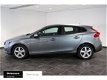 Volvo V40 - 2.0 D2 Kinetic - 1 - Thumbnail