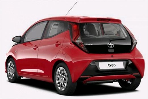 Toyota Aygo - 5-deurs 1.0 VVT-i x-play 5jaar garantie 5 jaar gratis onderhoud - 1