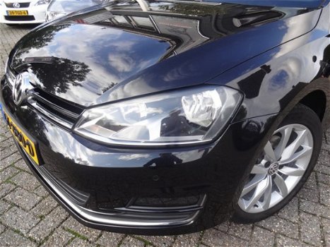 Volkswagen Golf Variant - 1.6 TDi Automaat Connect Edition Navi 17inch Massagestoel - 1