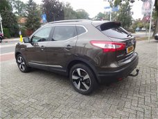 Nissan Qashqai - 1.2 N-Connecta Panoramadak Navi Trekhaak