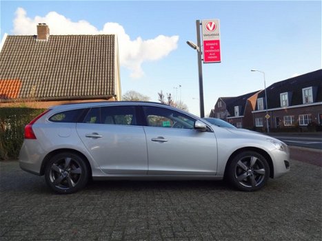 Volvo V60 - 2.0 D3 Automaat 5 cilinder 163pk Leer Navi - 1