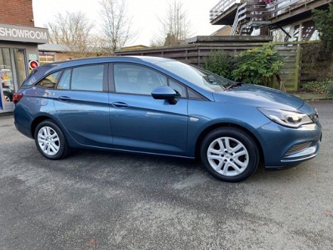 Opel Astra Sports Tourer - 1.0 Edition Met Navi+PDC - 1