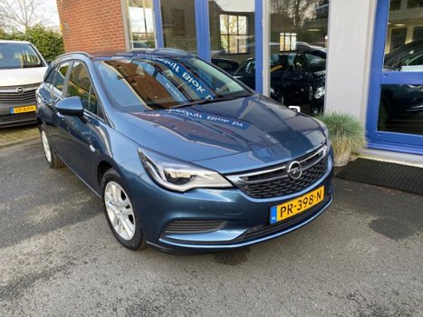 Opel Astra Sports Tourer - 1.0 Edition Met Navi+PDC - 1