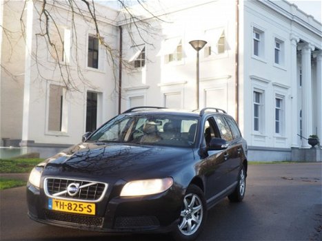 Volvo V70 - 2.5 FT 20V AUT, 231 pk, Summum, MOOI ZWART LEDER - 1