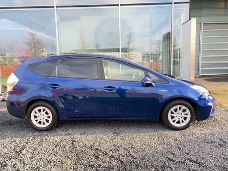 Toyota Prius Wagon - 1.8 Aspiration 7P. Navi NAP PDC (V+A) - 1