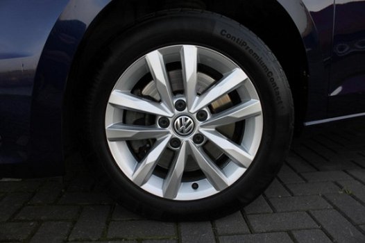 Volkswagen Touran - 1.6 TDI SCR 115pk BMT Connected Series 7Persoons - 1