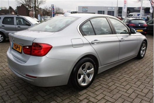 BMW 3-serie - 320 i EDITION EXECUTIVE RIJKLAAR INCL 6 MND BOVAG - 1