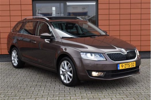 Skoda Octavia Combi - 2.0 TDI Greentech Businessline Panorama - 1