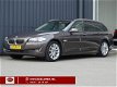 BMW 5-serie Touring - 520d High Executive Automaat | Pano | HUD | Camera - 1 - Thumbnail