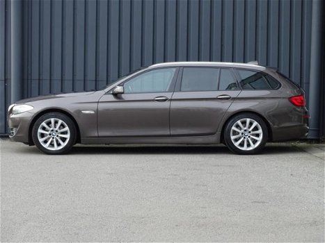 BMW 5-serie Touring - 520d High Executive Automaat | Pano | HUD | Camera - 1