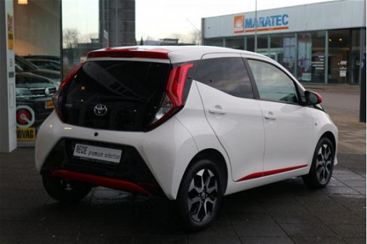 Toyota Aygo - 1.0 VVT-i x-play Navi Carplay Camera - 1