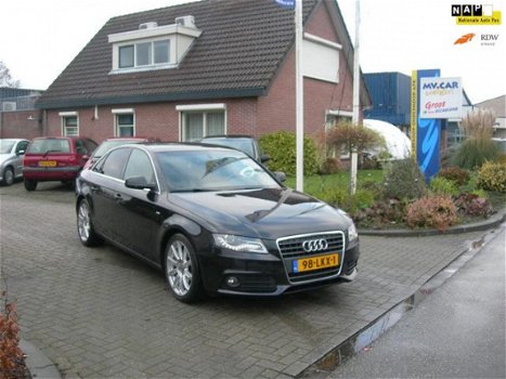 Audi A4 - 2.0 TDI S edition zeer nette auto incl boekjes - 1