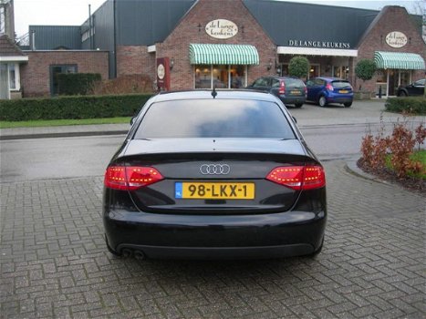 Audi A4 - 2.0 TDI S edition zeer nette auto incl boekjes - 1