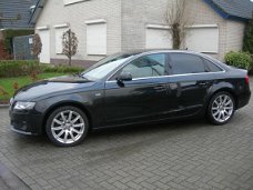 Audi A4 - 2.0 TDI S edition zeer nette auto incl boekjes