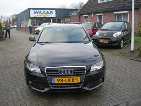 Audi A4 - 2.0 TDI S edition zeer nette auto incl boekjes - 1