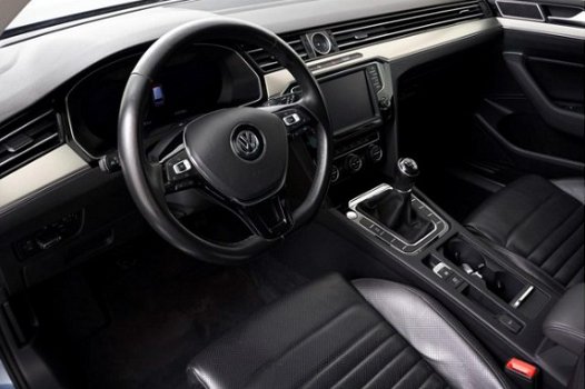 Volkswagen Passat Variant - 1.6 TDI Highline , Leder, Stoelkoeling/Verwarming, Navigatie, Elec. Trek - 1