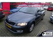 Skoda Octavia Combi - BWJ 2014 1.6 TDI Greenline Businessline NAVIGATIE / CLIMA / CRUISE / LMV / ELE - 1 - Thumbnail